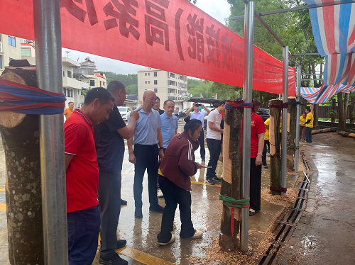 一分快3官方网页版_一分快3(中国)召开橡胶生产动员会2.png
